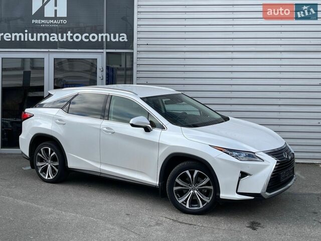 Лексус РХ, объемом двигателя 2 л и пробегом 135 тыс. км за 31900 $, фото 1 на Automoto.ua
