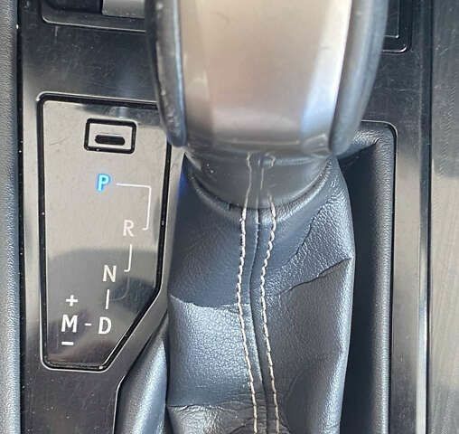 Лексус РХ, объемом двигателя 2 л и пробегом 152 тыс. км за 36450 $, фото 23 на Automoto.ua