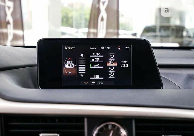 Лексус РХ, объемом двигателя 2 л и пробегом 88 тыс. км за 33586 $, фото 23 на Automoto.ua
