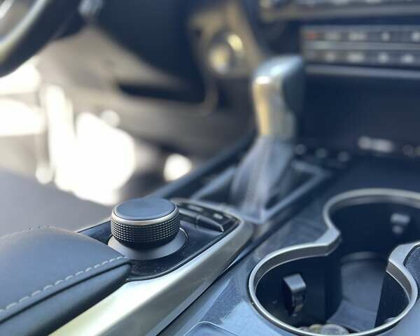 Лексус РХ, объемом двигателя 2 л и пробегом 96 тыс. км за 36000 $, фото 15 на Automoto.ua