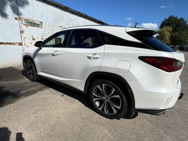 Лексус РХ, об'ємом двигуна 2 л та пробігом 200 тис. км за 30000 $, фото 2 на Automoto.ua