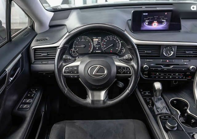 Лексус РХ, объемом двигателя 2 л и пробегом 182 тыс. км за 30149 $, фото 8 на Automoto.ua