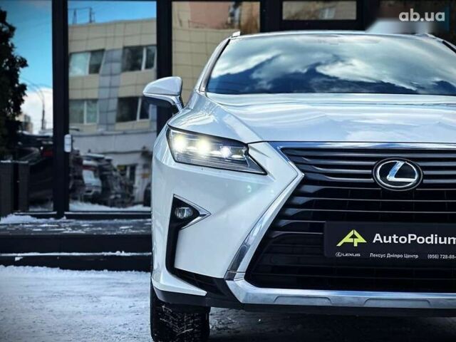 Лексус РХ, объемом двигателя 2 л и пробегом 112 тыс. км за 33500 $, фото 6 на Automoto.ua