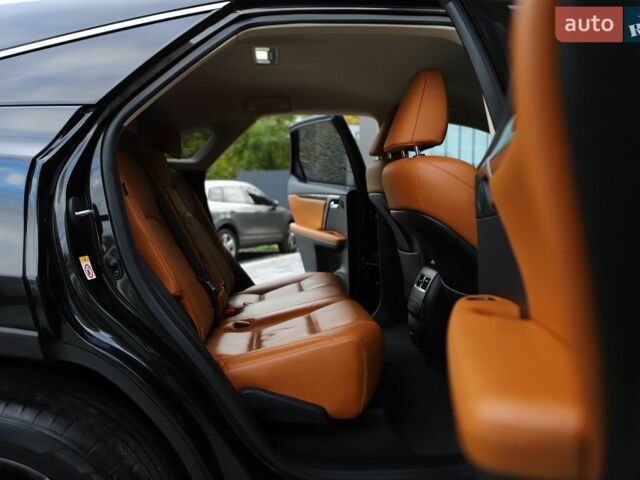 Лексус РХ, объемом двигателя 2 л и пробегом 185 тыс. км за 37500 $, фото 50 на Automoto.ua