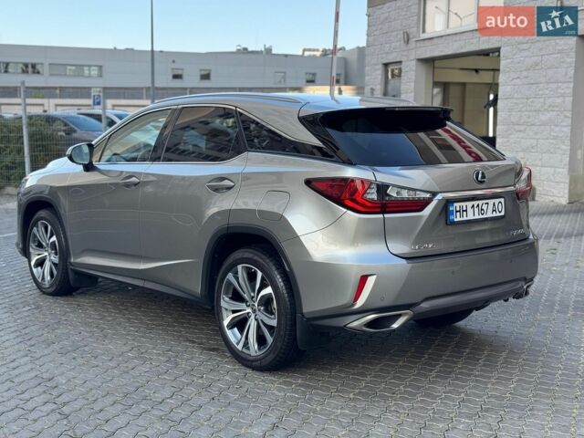 Лексус РХ, объемом двигателя 2 л и пробегом 115 тыс. км за 32500 $, фото 7 на Automoto.ua
