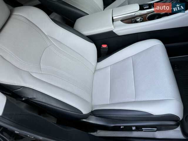 Лексус РХ, объемом двигателя 3.46 л и пробегом 74 тыс. км за 39999 $, фото 31 на Automoto.ua