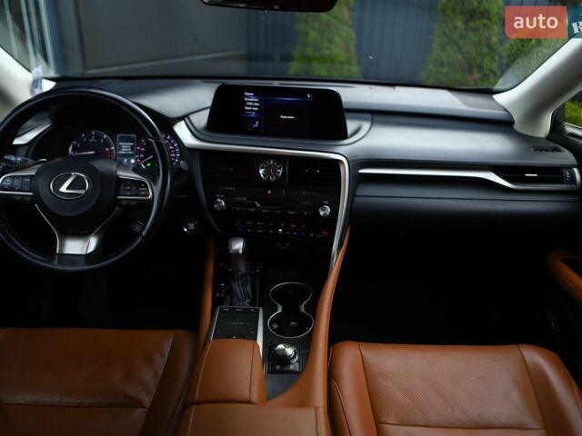 Лексус РХ, объемом двигателя 2 л и пробегом 185 тыс. км за 37500 $, фото 52 на Automoto.ua