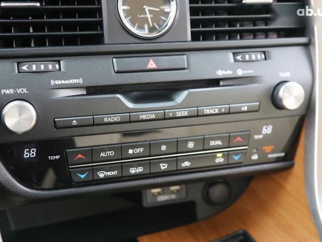 Лексус РХ, объемом двигателя 0 л и пробегом 70 тыс. км за 44000 $, фото 18 на Automoto.ua