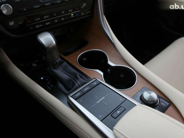 Лексус РХ, объемом двигателя 0 л и пробегом 70 тыс. км за 44000 $, фото 20 на Automoto.ua
