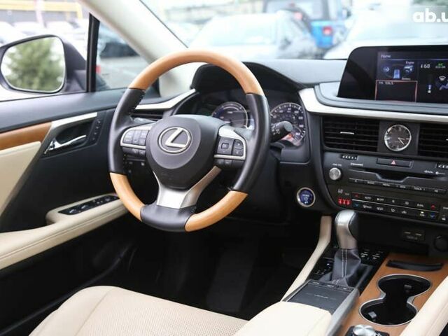 Лексус РХ, объемом двигателя 0 л и пробегом 70 тыс. км за 44000 $, фото 12 на Automoto.ua