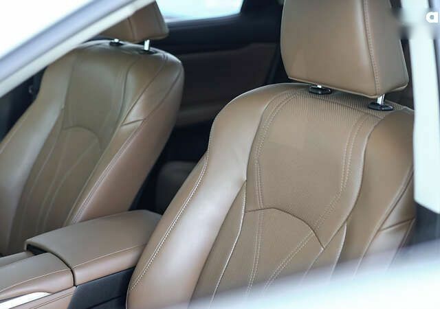 Лексус РХ, объемом двигателя 0 л и пробегом 112 тыс. км за 61853 $, фото 20 на Automoto.ua