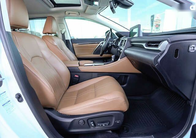 Лексус РХ 2020 в Львове на Automoto.ua Лексус РХ, объемом двигателя 0 л и пробегом 112 тыс. км за 59009 $, фото 5 на Automoto.ua