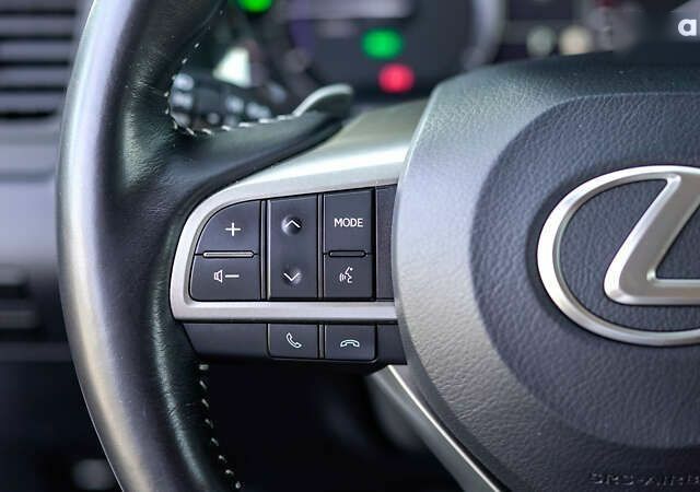 Лексус РХ, объемом двигателя 0 л и пробегом 112 тыс. км за 61853 $, фото 24 на Automoto.ua