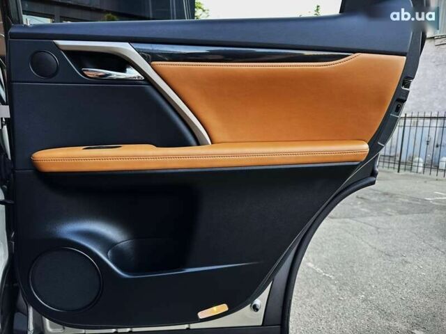 Лексус РХ, объемом двигателя 3.5 л и пробегом 9 тыс. км за 52999 $, фото 29 на Automoto.ua