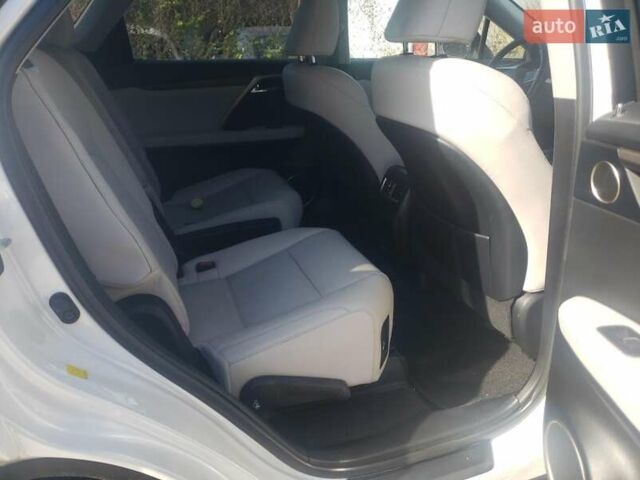 Лексус РХ, объемом двигателя 3.46 л и пробегом 6 тыс. км за 17300 $, фото 7 на Automoto.ua