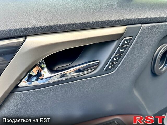 Лексус РХ, об'ємом двигуна 3.5 л та пробігом 61 тис. км за 49999 $, фото 11 на Automoto.ua