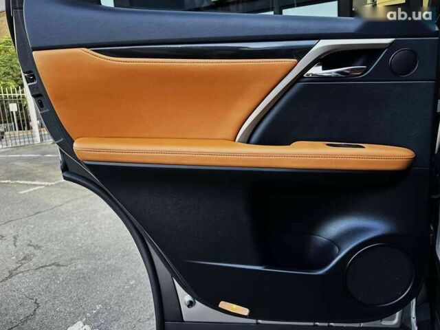 Лексус РХ, объемом двигателя 3.5 л и пробегом 9 тыс. км за 52999 $, фото 27 на Automoto.ua