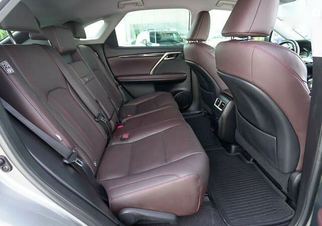 Лексус РХ, об'ємом двигуна 2 л та пробігом 85 тис. км за 46507 $, фото 6 на Automoto.ua