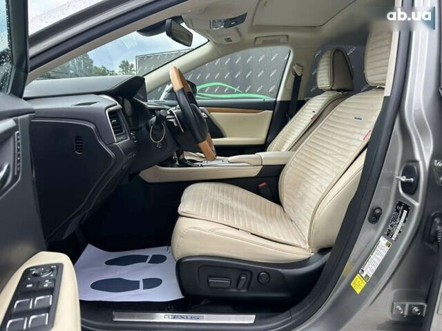 Лексус РХ, об'ємом двигуна 0 л та пробігом 74 тис. км за 54500 $, фото 6 на Automoto.ua