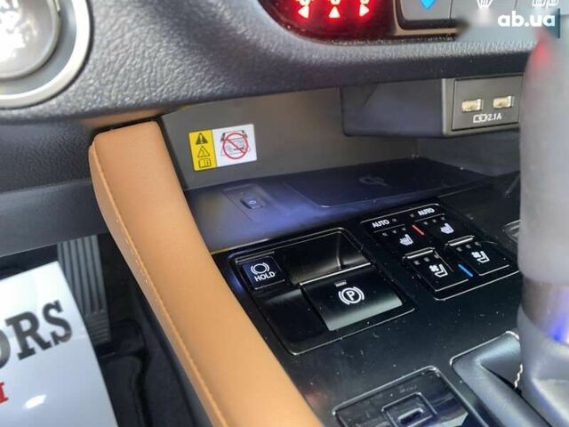 Лексус РХ, объемом двигателя 2 л и пробегом 4 тыс. км за 55900 $, фото 25 на Automoto.ua