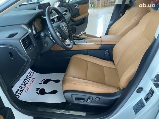 Лексус РХ, объемом двигателя 2 л и пробегом 4 тыс. км за 55900 $, фото 17 на Automoto.ua