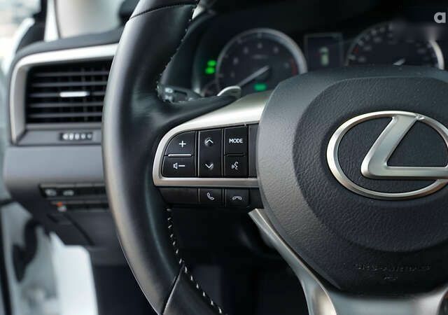 Лексус РХ, объемом двигателя 0 л и пробегом 62 тыс. км за 60298 $, фото 19 на Automoto.ua