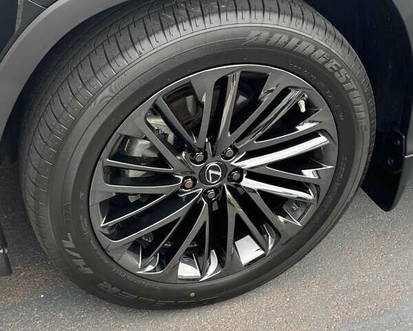Лексус РХ, объемом двигателя 3.46 л и пробегом 20 тыс. км за 56000 $, фото 3 на Automoto.ua