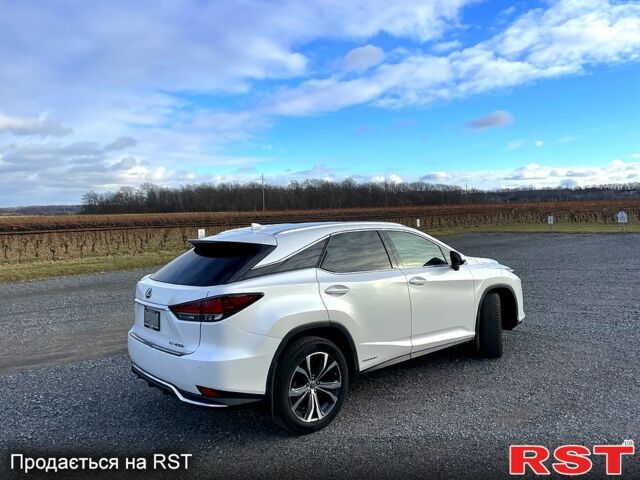 Лексус РХ, объемом двигателя 35 л и пробегом 104 тыс. км за 37000 $, фото 4 на Automoto.ua