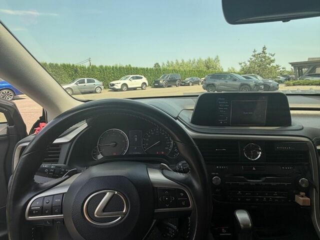 Лексус РХ, объемом двигателя 2 л и пробегом 112 тыс. км за 40600 $, фото 13 на Automoto.ua
