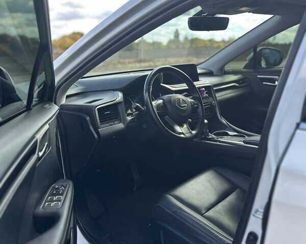 Лексус РХ 2021 в Днепре (Днепропетровске) на Automoto.ua Лексус РХ, объемом двигателя 2 л и пробегом 75 тыс. км за 44500 $, фото 5 на Automoto.ua