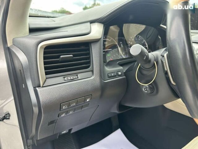 Лексус РХ, об'ємом двигуна 0 л та пробігом 74 тис. км за 54500 $, фото 7 на Automoto.ua