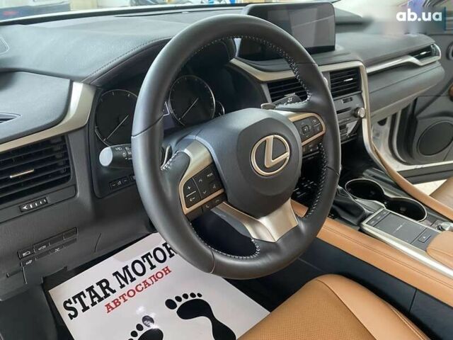 Лексус РХ, объемом двигателя 2 л и пробегом 4 тыс. км за 55900 $, фото 16 на Automoto.ua