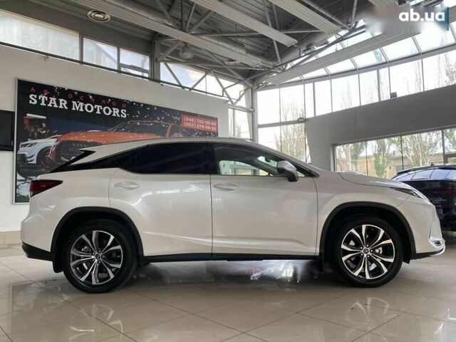 Лексус РХ, объемом двигателя 2 л и пробегом 4 тыс. км за 55900 $, фото 4 на Automoto.ua