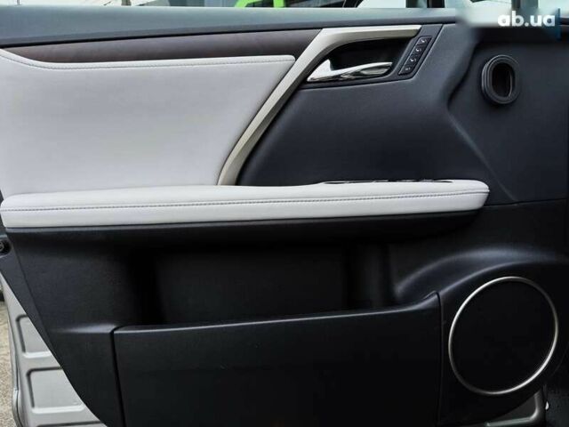 Лексус РХ, об'ємом двигуна 0 л та пробігом 48 тис. км за 57700 $, фото 29 на Automoto.ua