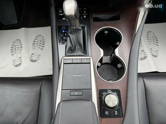 Лексус РХ, объемом двигателя 0 л и пробегом 61 тыс. км за 53900 $, фото 22 на Automoto.ua