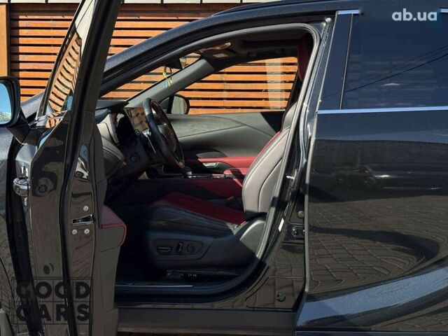 Лексус РХ, объемом двигателя 2.4 л и пробегом 49 тыс. км за 69000 $, фото 18 на Automoto.ua