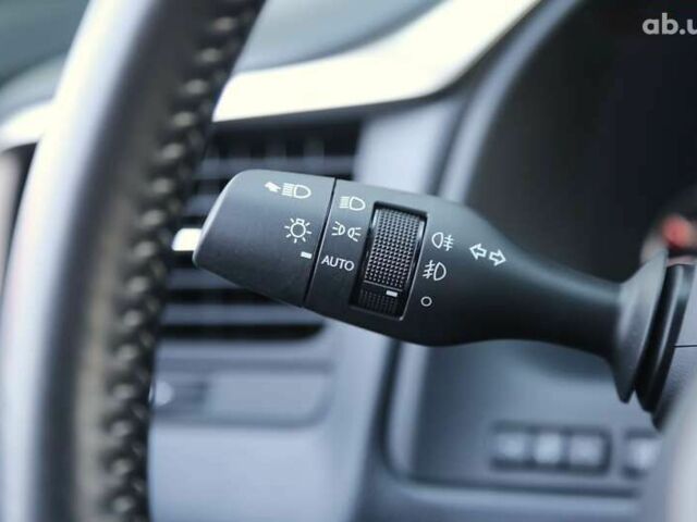 Лексус РХ, объемом двигателя 2 л и пробегом 21 тыс. км за 55000 $, фото 19 на Automoto.ua