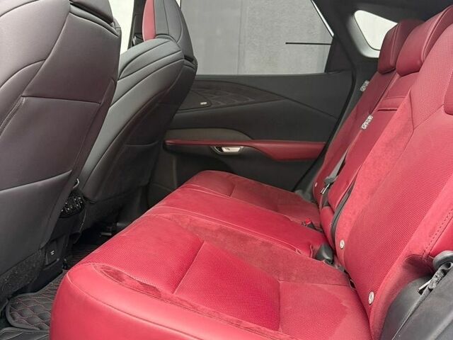 Лексус РХ, об'ємом двигуна 2.4 л та пробігом 8 тис. км за 43800 $, фото 10 на Automoto.ua