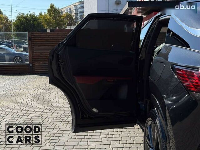 Лексус РХ, объемом двигателя 2.4 л и пробегом 49 тыс. км за 69000 $, фото 29 на Automoto.ua