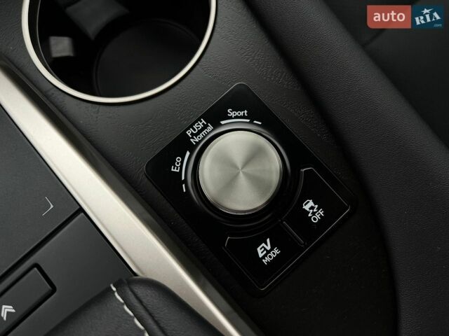 Лексус РХ, объемом двигателя 3.5 л и пробегом 1 тыс. км за 59950 $, фото 72 на Automoto.ua