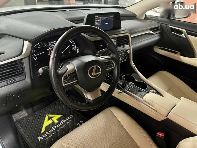 Лексус РХ, объемом двигателя 2 л и пробегом 53 тыс. км за 52000 $, фото 17 на Automoto.ua