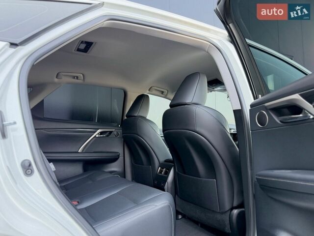 Лексус РХ, об'ємом двигуна 3.46 л та пробігом 22 тис. км за 52200 $, фото 15 на Automoto.ua