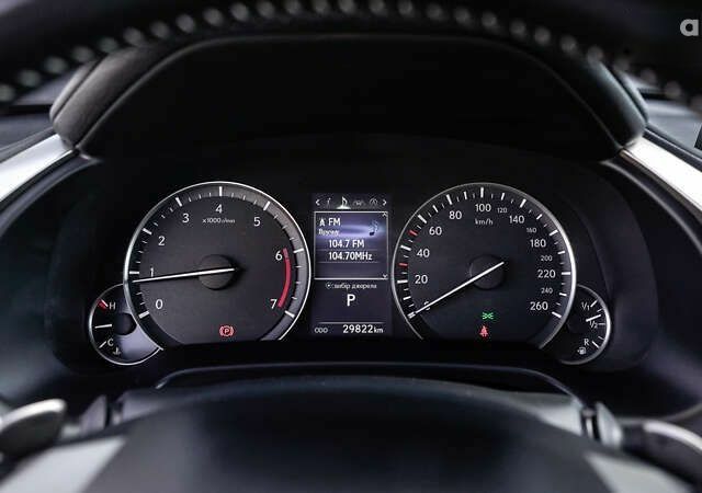 Лексус РХ, объемом двигателя 2 л и пробегом 29 тыс. км за 49244 $, фото 24 на Automoto.ua