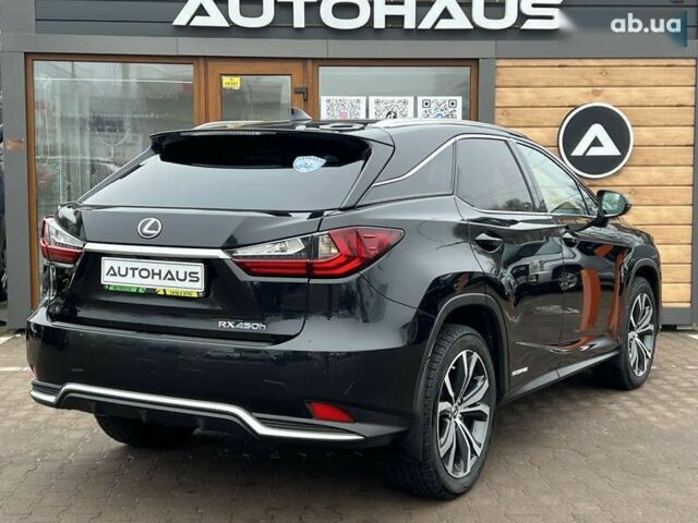 Лексус РХ, объемом двигателя 0 л и пробегом 61 тыс. км за 53900 $, фото 5 на Automoto.ua