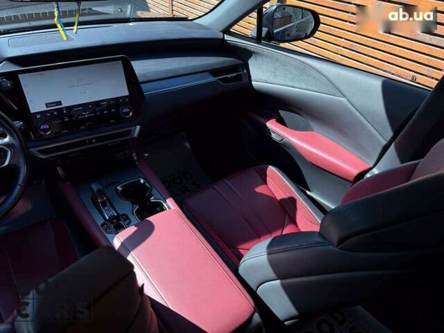 Лексус РХ, объемом двигателя 2.4 л и пробегом 49 тыс. км за 69000 $, фото 26 на Automoto.ua