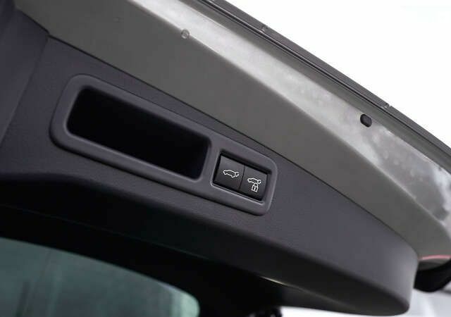 Лексус РХ, объемом двигателя 0 л и пробегом 1 тыс. км за 100015 $, фото 11 на Automoto.ua