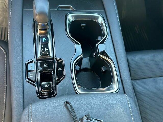 Лексус РХ, об'ємом двигуна 2.5 л та пробігом 43 тис. км за 61800 $, фото 28 на Automoto.ua