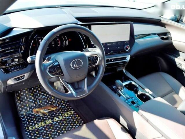 Лексус РХ, объемом двигателя 2.4 л и пробегом 8 тыс. км за 77900 $, фото 26 на Automoto.ua