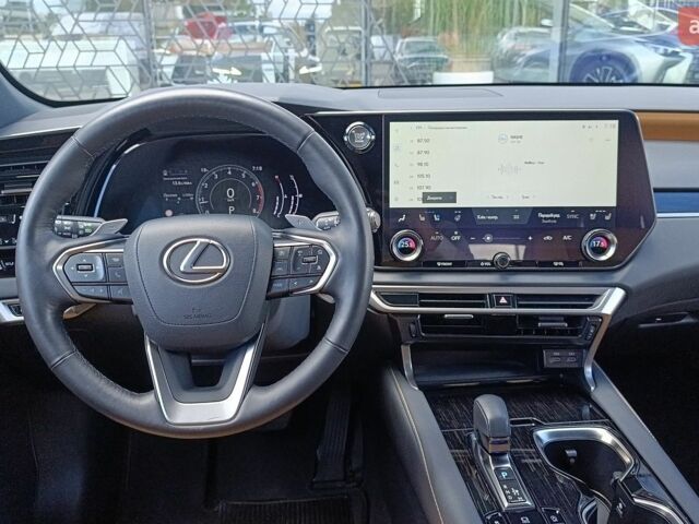 Лексус РХ, об'ємом двигуна 2.4 л та пробігом 75 тис. км за 62541 $, фото 8 на Automoto.ua
