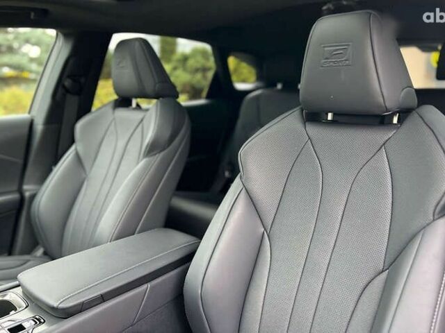 Лексус РХ, об'ємом двигуна 2.4 л та пробігом 2 тис. км за 65900 $, фото 24 на Automoto.ua